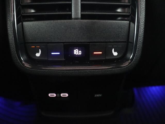 Skoda OCTAVIA 1.4 TSI RS iV PHEV Business | Panoramadak | Head-Up | Leder/Alcantara | Stoelverwarming | Memory | Camera | Carplay | Matrix LED | Achterbankverwarming | Adaptive cruise | Plug In