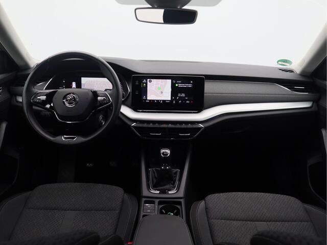 Skoda OCTAVIA Combi 1.5 TSI First Edition/ lage km/ zeer mooi!