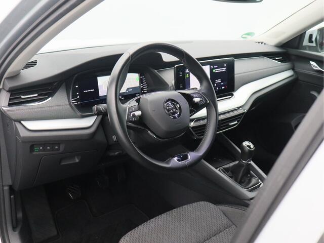 Skoda OCTAVIA Combi 1.5 TSI First Edition/ lage km/ zeer mooi!