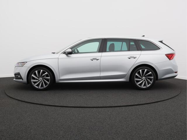 Skoda OCTAVIA Combi 1.5 TSI First Edition/ lage km/ zeer mooi!
