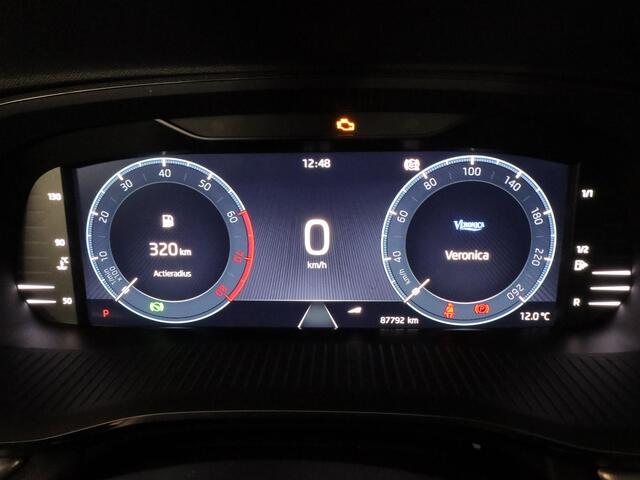 Skoda OCTAVIA Combi 1.0 e-TSI Business Edition Plus 110 pk Automaat (DSG) | Navigatie | Parkeersensoren | Achteruitrijcamera | Stoelverwarming | LED koplampen |