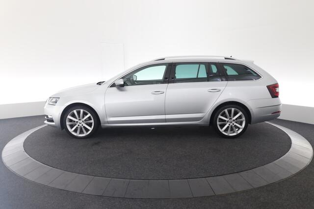 Skoda OCTAVIA Combi 1.0 TSI Style Business Automaat | Leer | LED | Trekhaak