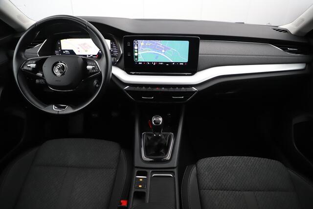 Skoda OCTAVIA Combi 1.0 TSI Business Edition Plus 110PK |NAP| Virtual Cockpit Sportstoelen Stoelverwarming Adaptive Cruise Full LED Elektrische Achterklep Sfeerverlichting