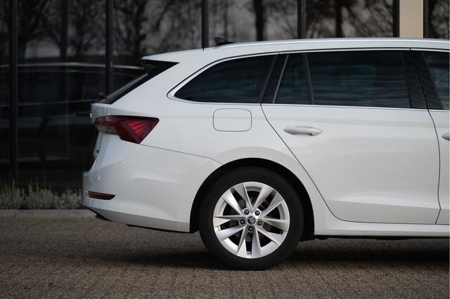 Skoda OCTAVIA Combi 1.0 e-TSI DSG Business Edition | Navi | Trekhaak | Camera | Adapt. Cruise | Apple CarPlay | Keyless