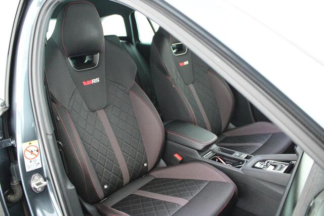 Skoda OCTAVIA Combi 1.4 TSI 245pk DSG RS iV PHEV Business Virtual Cockpit Camera Keyless Stoelverwarming Adaptive Cruise