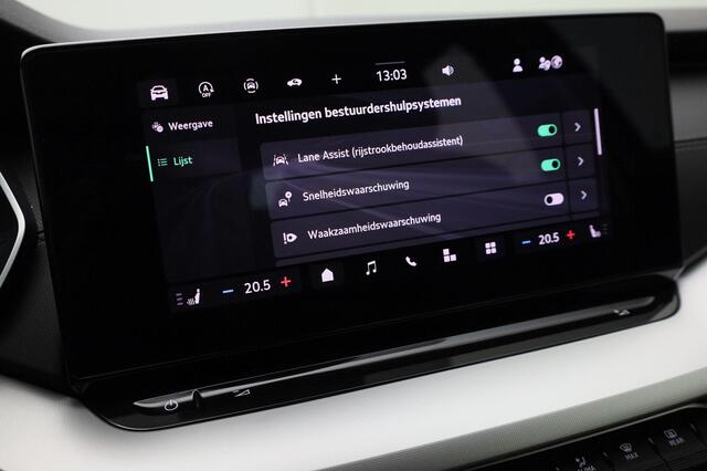 Skoda OCTAVIA Combi 1.5TSI/150PK MHEV Selection DSG · Trekhaak · Camera · Apple/Android · Keyless · Garantie tot januari 2027