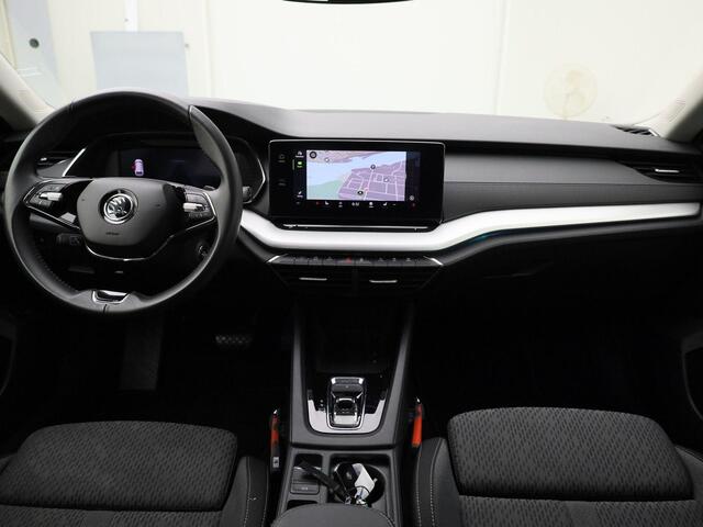 Skoda OCTAVIA Combi 1.5eTSI/150PK DSG Business Edition Plus DSG · Apple/Android · Keyless · Stoelverwarming voor & achter