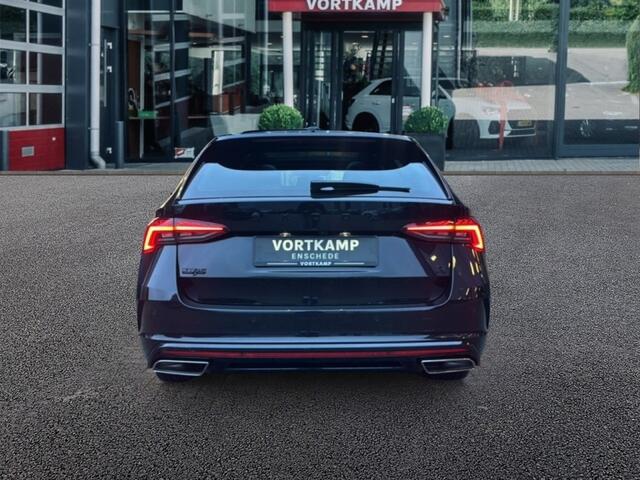 Skoda OCTAVIA 1.4 TSI iV RS FIRST EDITION PANO.DAK/ACC/CAMERA/NAVI/CARPLAY/STOEL+STUURVERW./ELEK.ACHTERKLEP