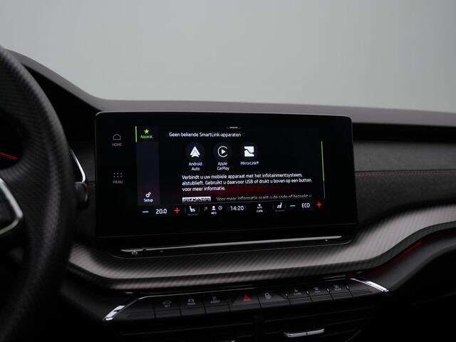 Skoda OCTAVIA Combi 1.4 TSI 245 pk DSG RS iV PHEV Business | Panoramadak | Head-up display | Matrix LED | Stuur-/stoelverwarming | Achteruitrijcamera