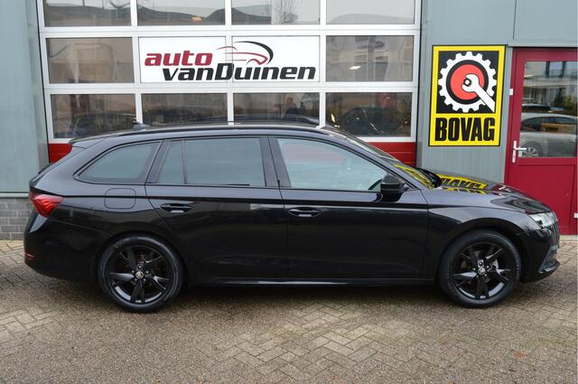 Skoda OCTAVIA Combi 1.0 e-TSI Sport Business O.a: Haak, PDC, Carplay, Clima, Navi, Cruise, Rijklaar, Etc. All-in prijs!