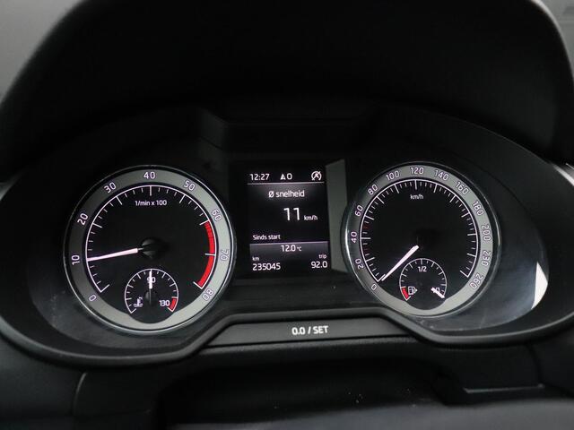 Skoda OCTAVIA Combi 1.0 TSI Greentech Business Edition | TREKHAAK | PDC | STOELVERW. | CRUISE | NAVI | APPLE CARPLAY |