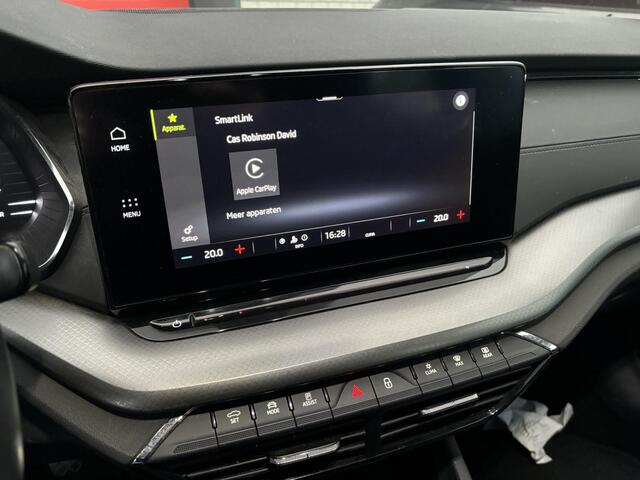 Skoda OCTAVIA Combi 1.0 TSI Business Edition TREKHAAK / FULL LED / CARPLAY / DAB+ / PDC / NAVI / CLIMA / ELEK KOFFER / NL-AUTO