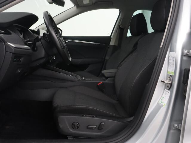 Skoda OCTAVIA 1.4 TSI iV PHEV Business Edition | Head-Up | Stoelverwarming | Carplay | Navigatie | Achterbankverwarming | Memory | Full LED | Sfeerverlichting | Keyless | Plug In