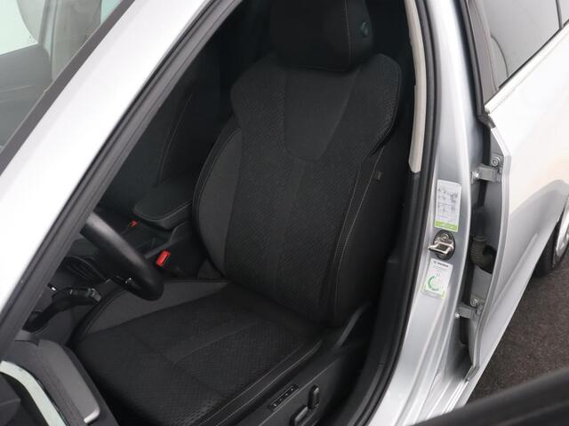 Skoda OCTAVIA 1.4 TSI iV PHEV Business Edition | Head-Up | Stoelverwarming | Carplay | Navigatie | Achterbankverwarming | Memory | Full LED | Sfeerverlichting | Keyless | Plug In