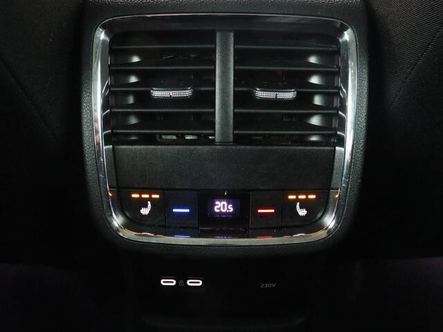 Skoda OCTAVIA 1.4 TSI iV PHEV Business Edition | Head-Up | Stoelverwarming | Carplay | Navigatie | Achterbankverwarming | Memory | Full LED | Sfeerverlichting | Keyless | Plug In