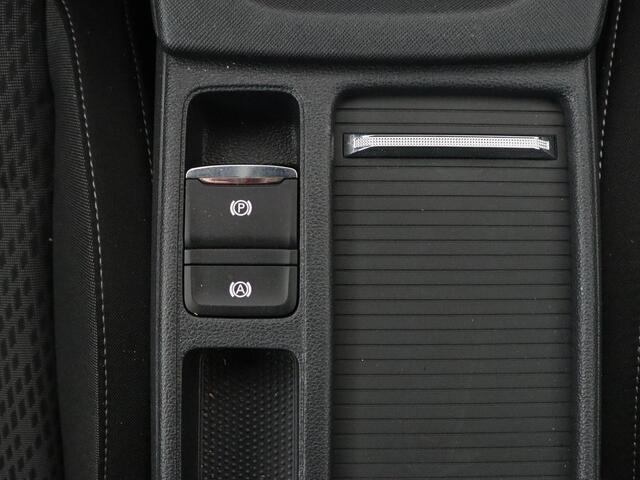 Skoda OCTAVIA 1.4 TSI iV PHEV Business Edition | Head-Up | Stoelverwarming | Carplay | Navigatie | Achterbankverwarming | Memory | Full LED | Sfeerverlichting | Keyless | Plug In