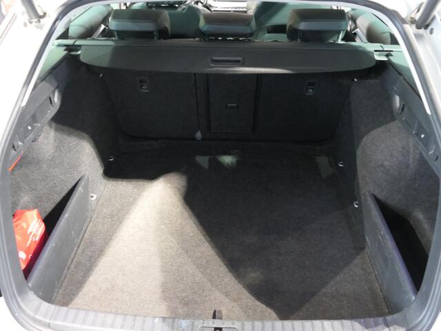 Skoda OCTAVIA Combi 1.0 e-TSI Business Edition Plus - Leder, Dodehoek, Schuif/kanteldak, Stoel/stuur verwarmd