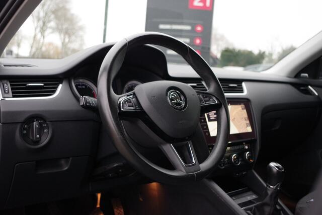 Skoda OCTAVIA 1.0 TSI 115 PK Greentech Style Business, Climate Control, Stoelverwarming,
