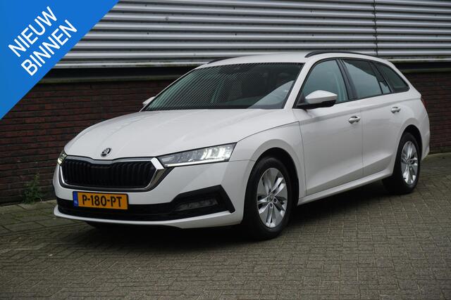 Skoda OCTAVIA Combi 1.0 TSI 110PK/Digi-Dashboard/Trekhaak/ Dealeronderhouden.