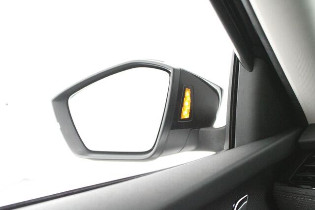 Skoda OCTAVIA Combi 1.4 TSI 204pk iV PHEV Business Edition Plus Trekhaak Keyless Stoelverwarming Virtual Cockpit Navigatie