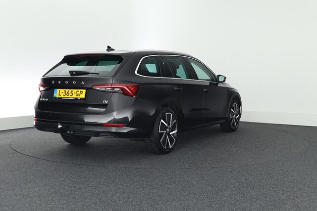 Skoda OCTAVIA Combi 1.4 TSI 204pk iV PHEV Business Edition Plus Trekhaak Keyless Stoelverwarming Virtual Cockpit Navigatie