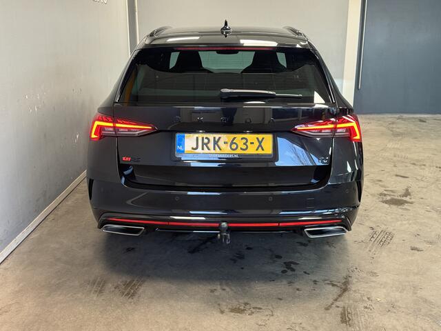 Skoda OCTAVIA Combi 1.4 RS Trekhaak/Stoelverwarming/Parkeersensoren