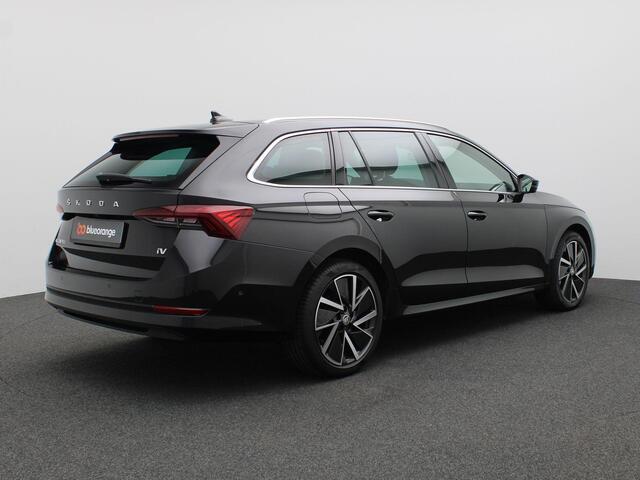 Skoda OCTAVIA Combi 1.4 TSI iV PHEV Business Edition Plus 204PK DSG SOH 94%, Head-Up, achteruitrijcamera, elek. stoelen, winterpakket Plus, virtual pedal, side assist, 18'' lichtmetaal