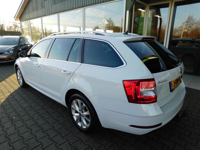 Skoda OCTAVIA 1.5TSI 150PK DSG BUSINESS! All-in Prijs! Trekhaak!