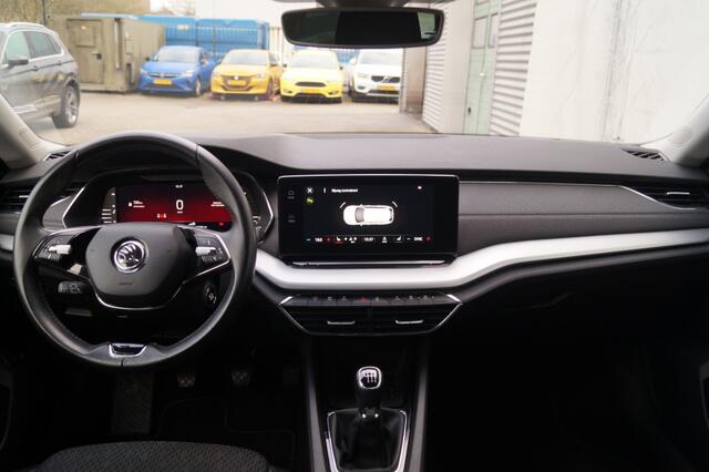 Skoda OCTAVIA Combi 1.0 TSI 110pk Business Edition Plus -NAVI-DIGI-ECC-