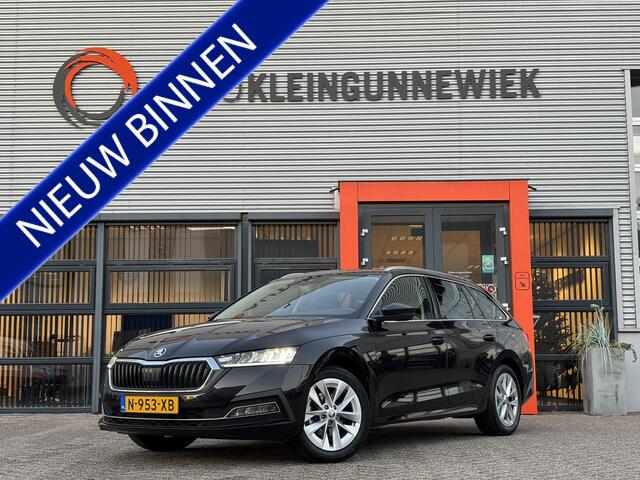 Skoda OCTAVIA Combi 1.0 e-TSI Business Edition / Trekhaak / Elektrische Achterklep / Verwarmbare Stoelen /