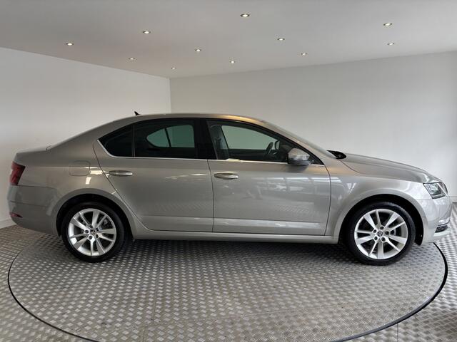 Skoda OCTAVIA 1.0 TSi Grt. Style Business, Lederen bekleding, Trekhaak