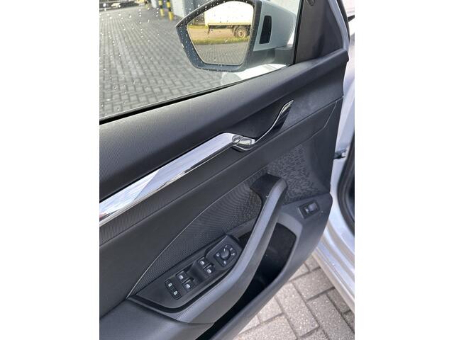 Skoda OCTAVIA Combi 1.4 TSI iV BnsEd. STANDKACHEL NAVI PDC CR CONTROL ELEK PAKKET EC