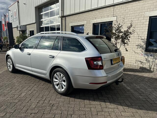 Skoda OCTAVIA Combi 1.6 TDI Clever Ed.