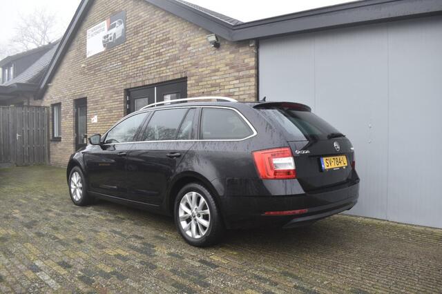 Skoda OCTAVIA 1.6 TDI GREENTECH AMB BNS, Navi, Cruise, Apple Carplay