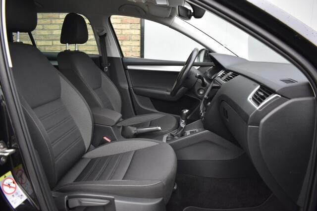 Skoda OCTAVIA 1.6 TDI GREENTECH AMB BNS, Navi, Cruise, Apple Carplay