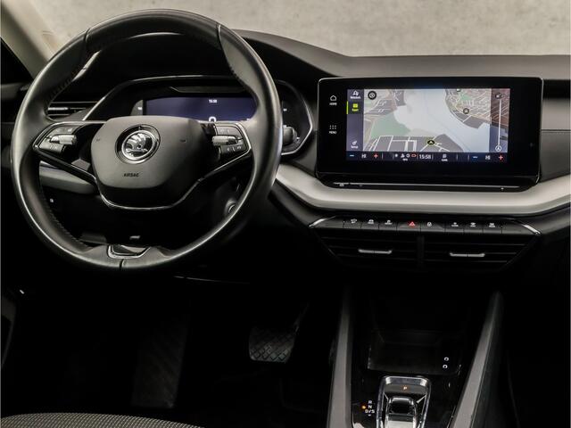 Skoda OCTAVIA Combi 1.0 e-TSI Sportline VIRTUAL COCKPIT, APPLE CARPLAY, GROOT NAVI, CAMERA, GETINT GLAS, SPORTSTOELEN, LED KOPLAMPEN, SFEERVERLICHTING, NIEUWSTAAT)
