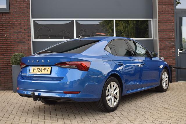 Skoda OCTAVIA 1.5 e-TSI 150pk Ambition Plus | Trekhaak | Camera | Carplay