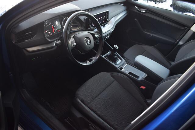 Skoda OCTAVIA 1.5 e-TSI 150pk Ambition Plus | Trekhaak | Camera | Carplay