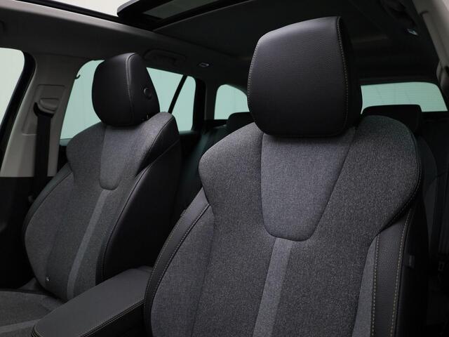 Skoda OCTAVIA Combi 1.5TSI/150PK MHEV Selection DSG · Panoramadak · Navigatie · Apple/Android · Garantie t/m 11-03-2029 of 60000km.