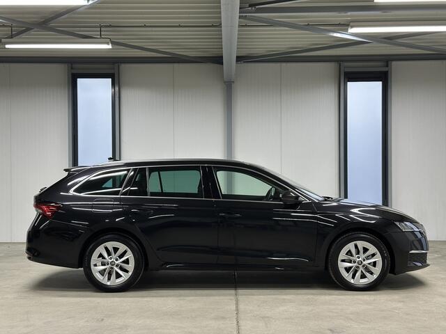 Skoda OCTAVIA Combi 1.5 TSI 150pk MHEV Business Edition | Pano | Winter-pakket plus | Navi-pakket | Grootlicht | Sfeerverlichting