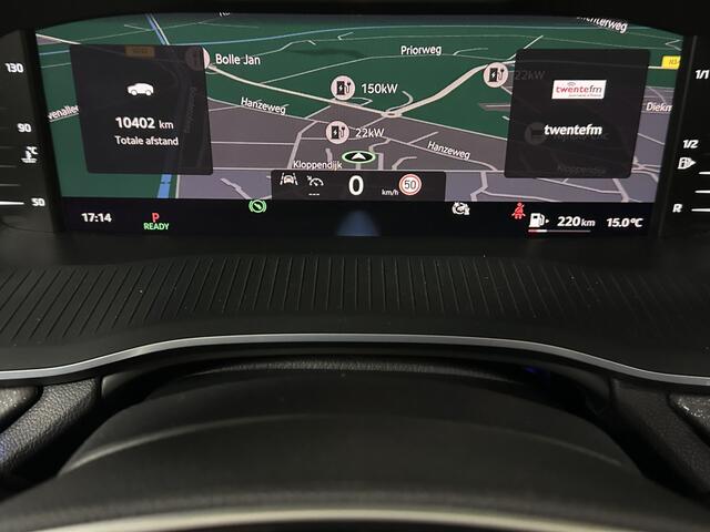 Skoda OCTAVIA Combi 1.5 TSI 150pk MHEV Business Edition | Pano | Winter-pakket plus | Navi-pakket | Grootlicht | Sfeerverlichting