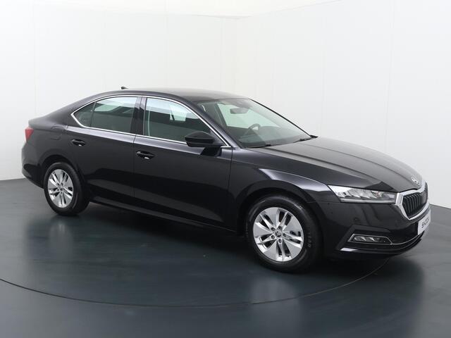 Skoda OCTAVIA 1.0 TSI Business Edition | 110 PK | Trekhaak wegklapbaar | Adaptive cruise control | Apple Carplay/Android Auto |