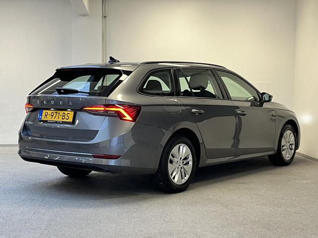 Skoda OCTAVIA Combi 1.0 TSI Business Edition | TREKHAAK | CARPLAY | 1E-EIG |