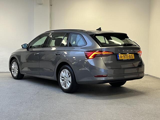 Skoda OCTAVIA Combi 1.0 TSI Business Edition | TREKHAAK | CARPLAY | 1E-EIG |
