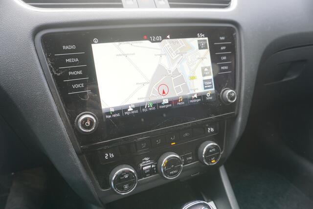 Skoda OCTAVIA Combi 1.5 TSI DSG Greentech Edition | TREKHAAK |