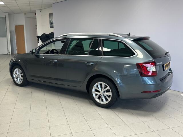 Skoda OCTAVIA 1.6 TDI Automaat Greentech Ambition - Stoelverwarm. Carplay - Cruise