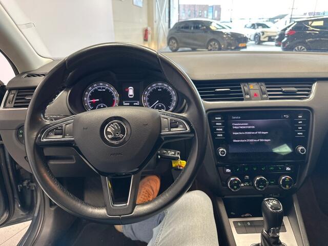Skoda OCTAVIA 1.6 TDI Automaat Greentech Ambition - Stoelverwarm. Carplay - Cruise
