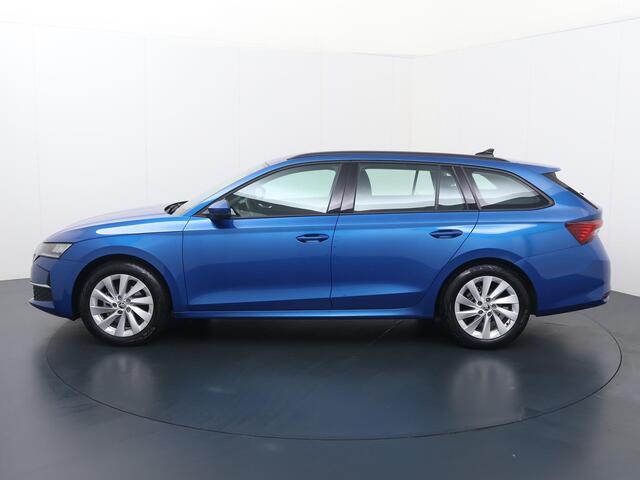 Skoda OCTAVIA Combi 1.5 TSI MHEV Business Edition | 115 PK | Automaat | Multifunctioneel stuurwiel | Adaptive Cruisecontrol | Achteruitrij camera | Inklapbare Trekhaak |