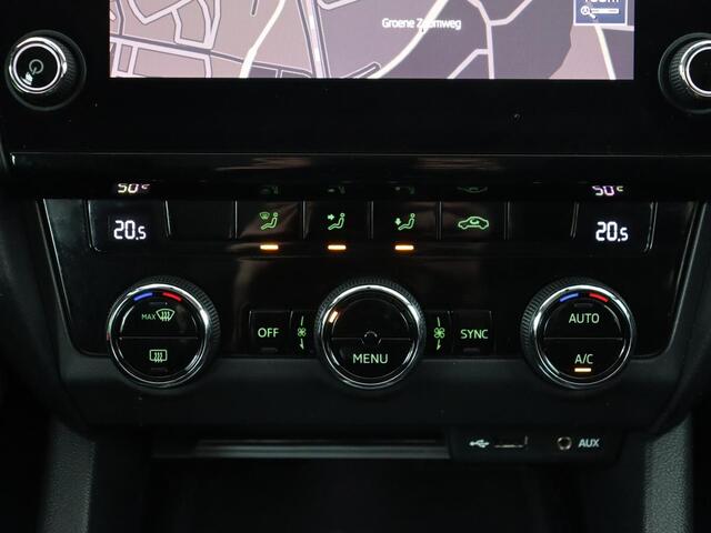 Skoda OCTAVIA Combi 1.0 TSI Greentech Ambition Business | Trekhaak | Carplay | PDC | Navigatie | Climate control | Cruise control