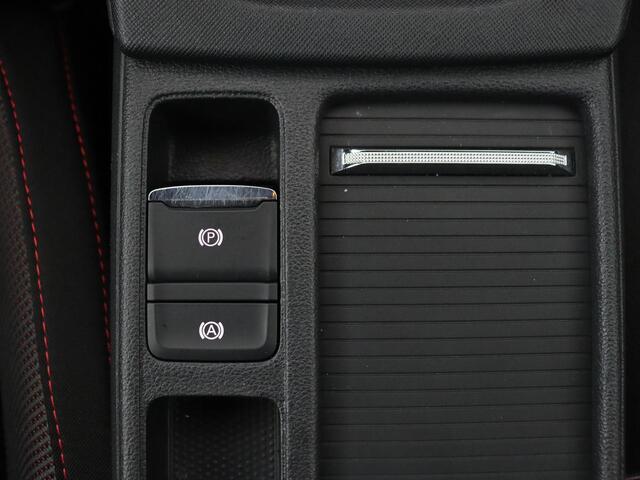 Skoda OCTAVIA 1.4 TSI RS iV PHEV | Stoelverwarming | Head-Up | Matrix LED | Sfeerverlichting | Adaptive cruise | Side Assist | Carplay | Sportstoelen | Achterbankverwarming | Camera | Navigatie | Plug In